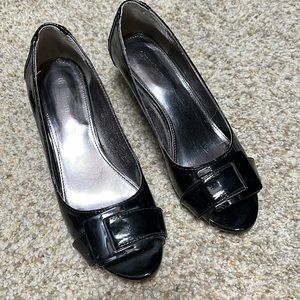 Black kitten heal wedges